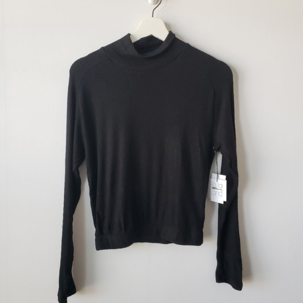 La la land creative co womens weater ribbed croped monk neck black